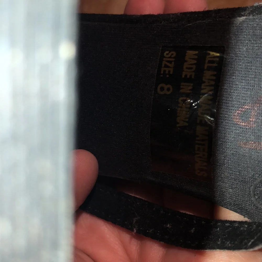 Heels 👠 - Picture 3 of 5